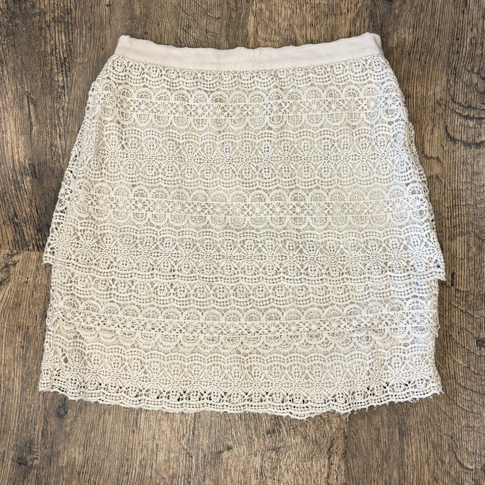 Club Monaco Ivory Lace Mini Skirt